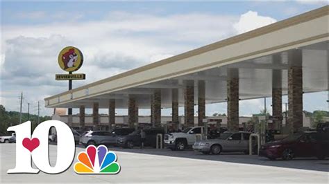 Grand Opening Of Buc Ee S In Sevierville May Bring Backups Youtube