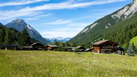 7ème étape du Tour du Mont Blanc De La Fouly à Champex Trekking