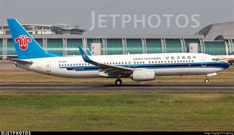 B 1237 Boeing 737 81B China Southern Airlines Lefinn JetPhotos