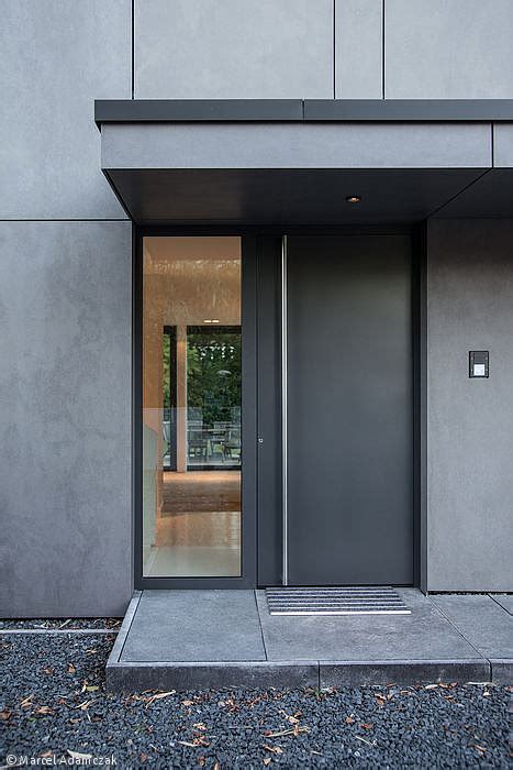 Monolith In Anthrazit D Sseldorf Cube Magazin Modern Entrance Door