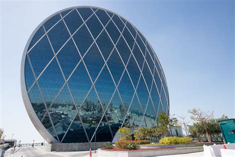 Round Skyscraper Aldar Headquarters Abu Dhabi Round Sky Flickr