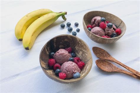 Nicecream Banane Mit Beeren Veganes Eis Selber Machen