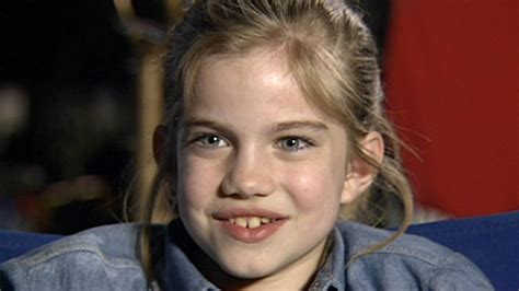 Qué Fue De La Vida De La Nena De Mi Primer Beso Anna Chlumsky A Los 39