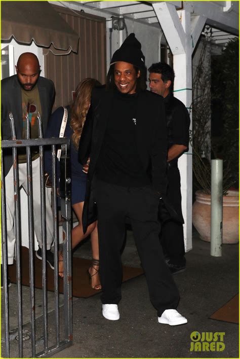 Beyonce And Jay Z Enjoy Dinner Date On Thanksgiving Weekend Photo