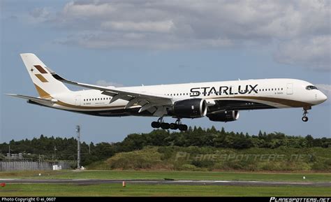 B Starlux Airlines Airbus A Photo By Ei Id