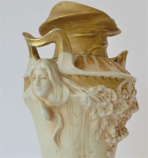 Royal Dux Art Nouveau Vase Decorated With Female Faces Catawiki