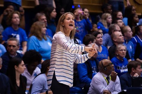 Unc Womens Basketball Coach Courtney Banghart On Campus Return