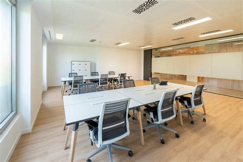 Meeting Room Virtual And Private Office At Diagonal Complex L Illa