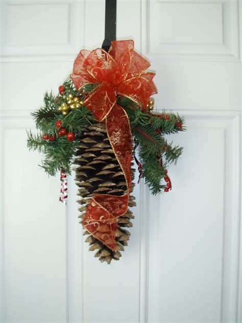 Sugar Pine Cone Door Swag 15 00 Via Etsy Pine Cone Decorations Christmas Pine Cones