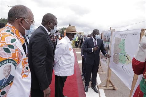 Inauguration par le Président de la République S E M Alassane