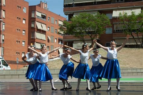 Danza De Car Cter Loida Grau Dance School