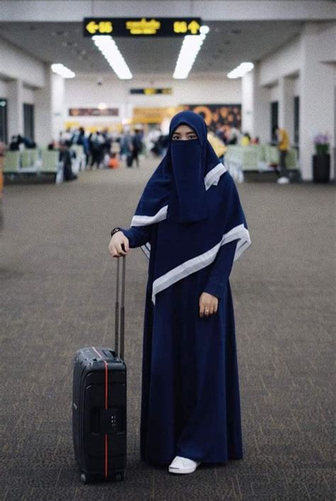 Pin Oleh Areeba Waseem Di Abaya Designs Gaya Hijab Model Pakaian