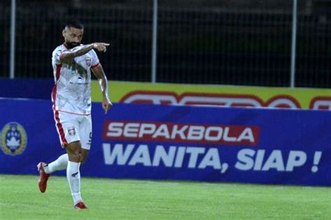 Derby Kalimantan Berakhir Imbang Persaingan Grup B Piala Presiden