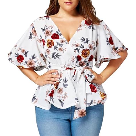 Blusas Plus Size Con Cuello En V Para Lucir Tu Escote Con Orgullo