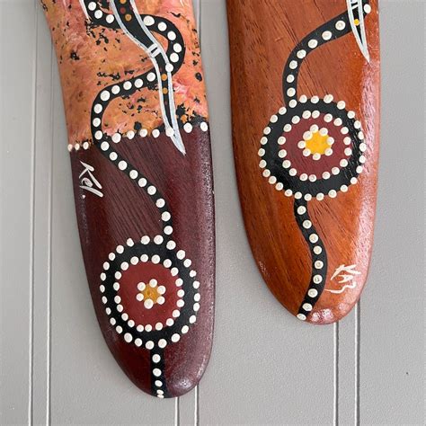 Vtg AUSTRALIA BOOMERANG Aboriginal Folk Art Size 12 Hand - Etsy