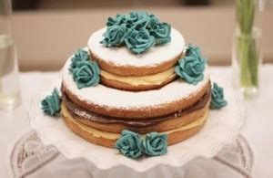 Tendência Naked Cake para casamento