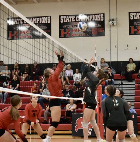 Harts Defense Carries The Load In Volleyball Victory Over Hesperia