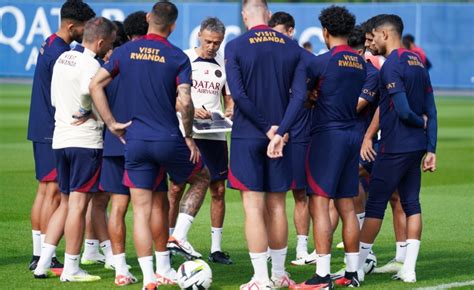 Mercato PSG De Nouveaux Joueurs Cadres Dans La Liste Des Lofteurs