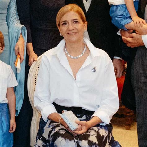 El Look De La Infanta Cristina En La Boda Del A O Sofisticado