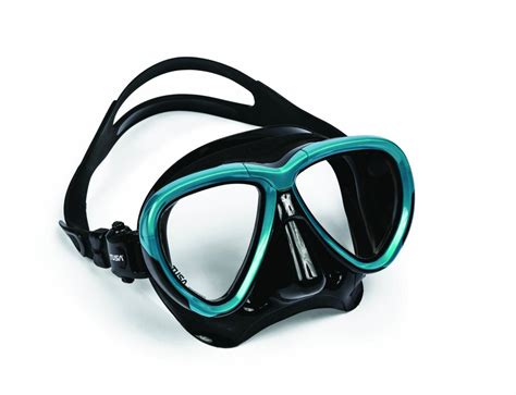 Best Dive Gear for Women | Scuba Diving