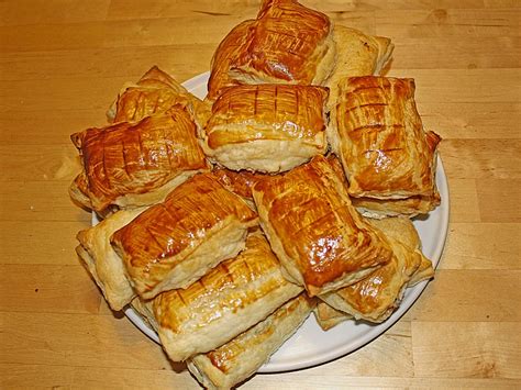 Blätterteigtaschen mit Schinken und Frischkäse von hirlitschka