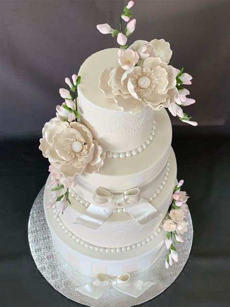 Ivory White Wedding Cake Skazka Cakes