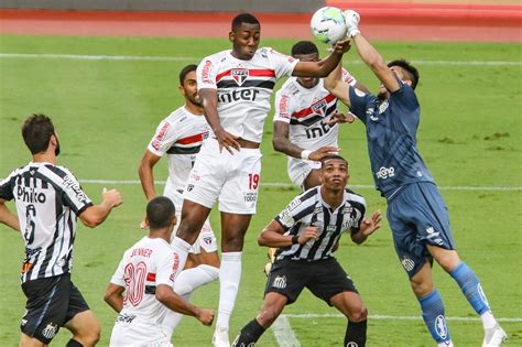 Time Reserva Santos Surpreende E Vence O L Der S O Paulo No