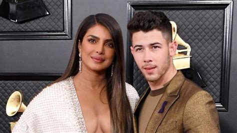 Grammys 2020 Priyanka Chopra In Kimono Dress Is The Bold Queen Of