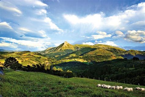 Cumbre Del Txindoki Foto De Lazkao Calendario De Gipuzkoa