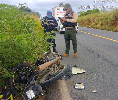 Tractocami N Embiste Y Mata A Motociclista En La Carretera De Juan