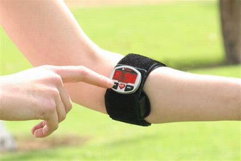 Top 7 Heart Rate Monitors for Everyday Use | CalorieBee
