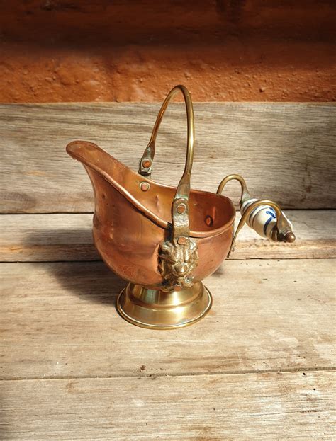 Vintage Small Copper Brass Lions Head Coal Scuttle Ash Bucket Pail