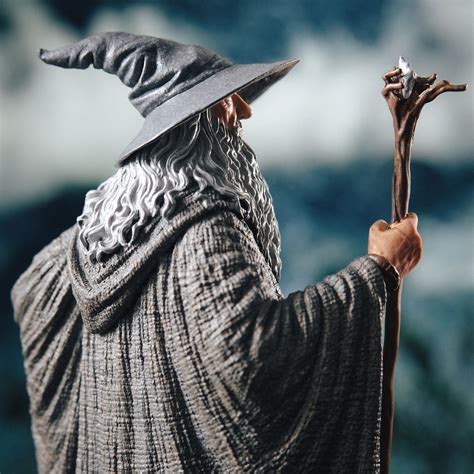 El Señor de los Anillos Figura de Gandalf el Gris Elbenwald