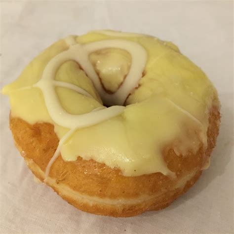 Archived Reviews From Amy Seeks New Treats New Lemon Sherbet Doughnut