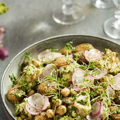 Rostad potatis och blomkål med salsa verde Recept ICA se