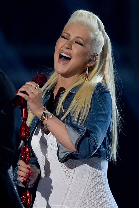 9 Christina Aguilera Songs To Dedicate To Your Bae, From "What A Girl ...