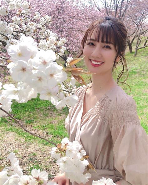 相場詩織さんのインスタグラム写真 相場詩織instagram「【日本国花苑の桜🌸】﻿ ﻿ 秋田県南秋田郡井川町にある﻿ 日本国花苑