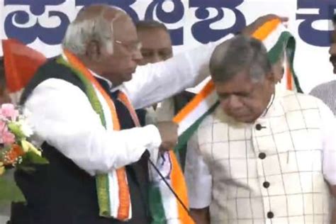 Former Karnataka Cm Jagadish Shettar Joins Congress