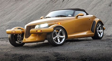 Review Flashback! 2002 Chrysler Prowler | The Daily Drive | Consumer Guide®