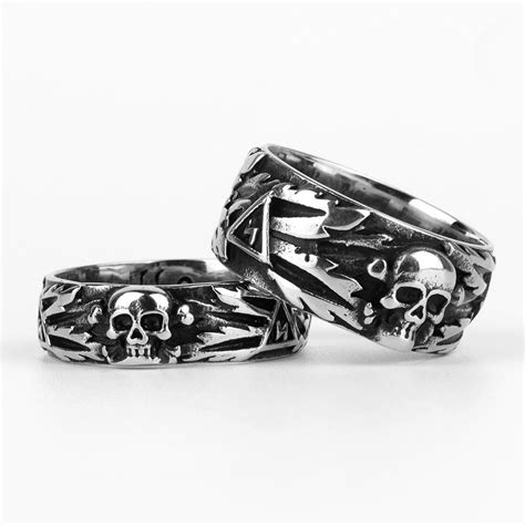 Bague tête de mort 100 en acier inoxydable Bijou homme