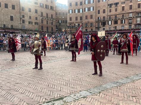 Consegna Masgalano Alla Contrada Della Torre La Gallery Radiosienatv