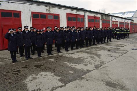 Foto Cadre Militare De La Isu Cluj Naintate N Grad Cu Ocazia A