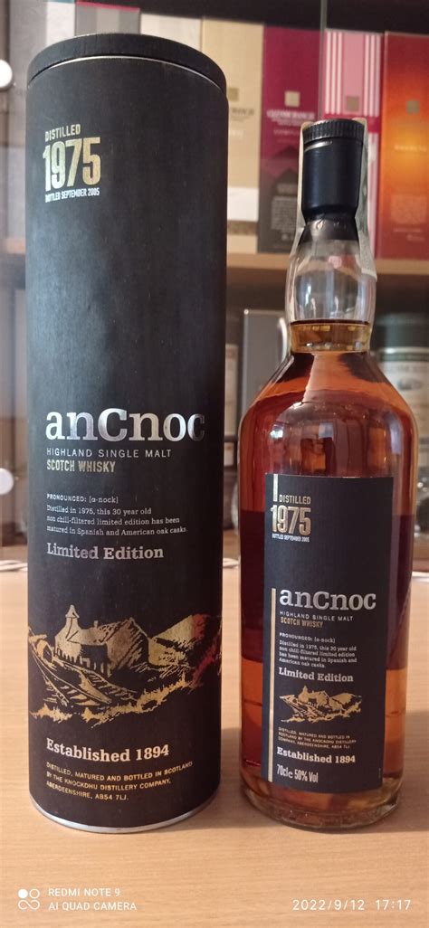 Skotská single malt whisky An Cnoc 1975 investiční alkohol na prodej