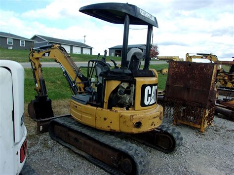 Cat Cr Mini Excavator At Baker Sons