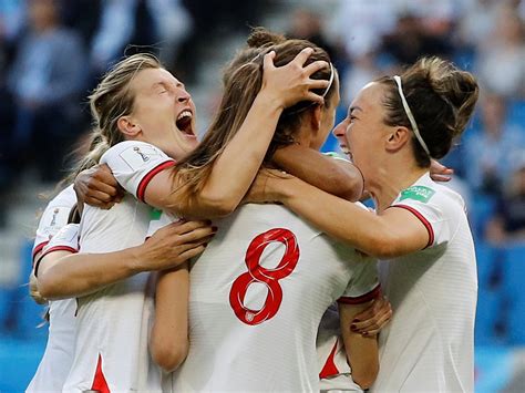 England men’s and women’s teams paid equally since start of 2020, FA confirms | The Independent ...