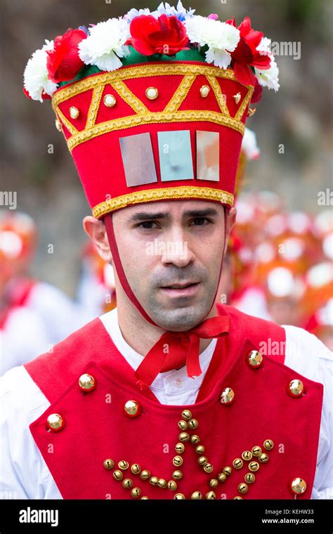 Spain national costume men hi-res stock photography and images - Alamy