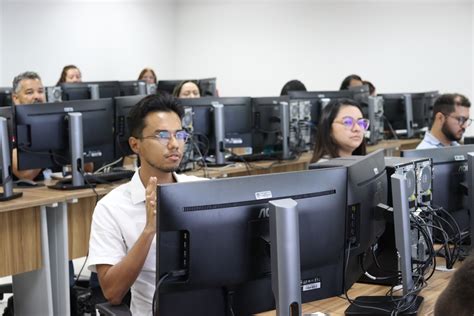 SEMAS Servidores da Semas recebem treinamento para medir créditos de