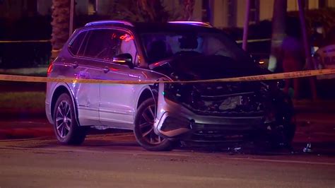 Police Pursuit In Coral Gables Involving Stolen Minivan Ends In Crash