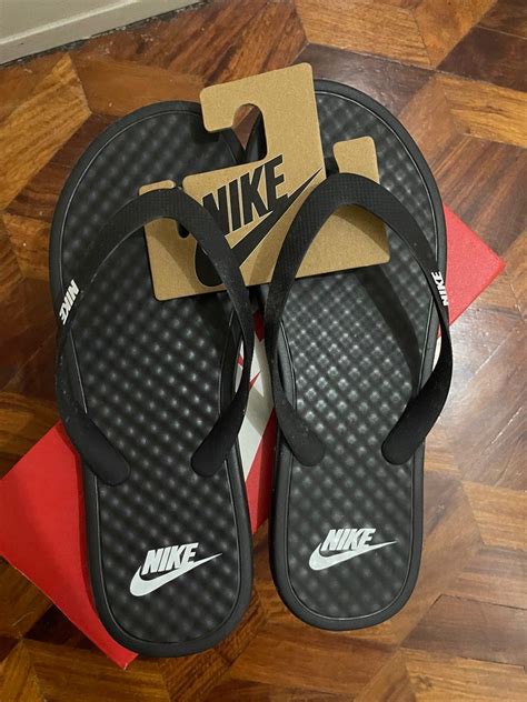 Nike flip-flops, Men's Fashion, Footwear, Slippers & Slides on Carousell