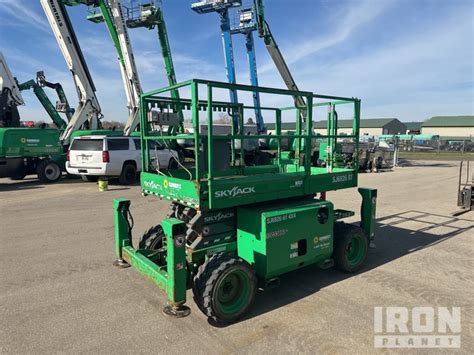 Skyjack Sj Rt Dual Fuel X Scissor Lift In Sun Prairie